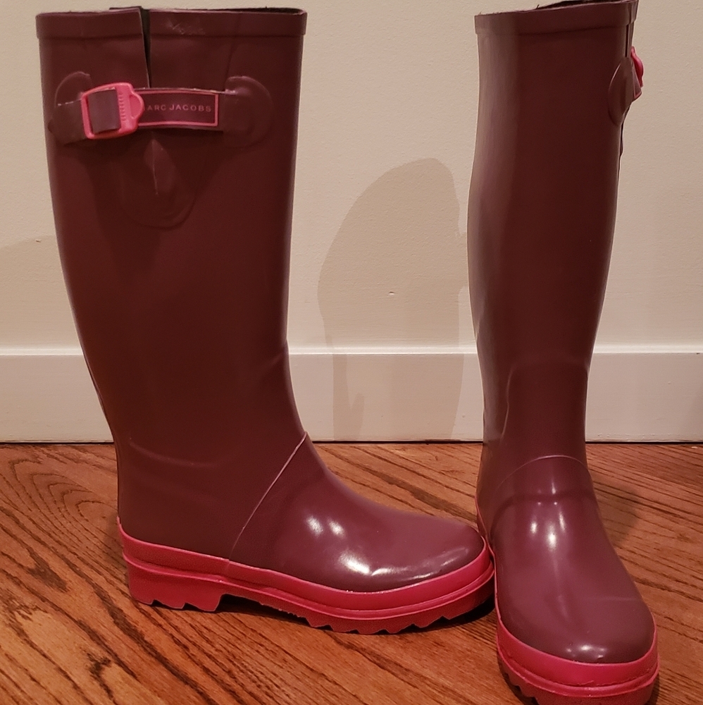 Marc Jacobs Burgundy Rubber Rainboots
